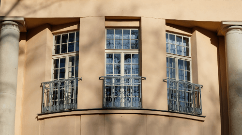 Absturzsichere Fenster und Montage
